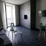 Lumen Place * Mondonedo