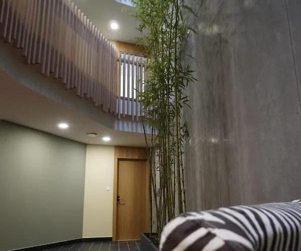 Lumen Place Apartamento Mondoñedo